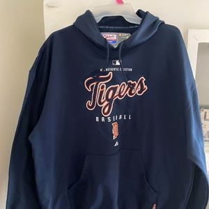 Majestic Mens hoodie Detroit Tigers XL  Excellent